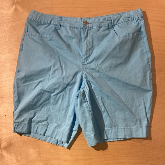 Bandolino Sky Blue Ivette Shorts 16 W (OS) - Picture 4 of 9